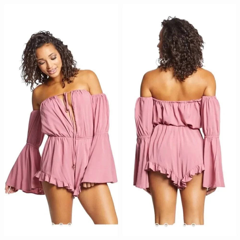 Radio Fiji Virage Solid Sokally Bell Sleeve Romper in Dusty Mauve Pink Size S